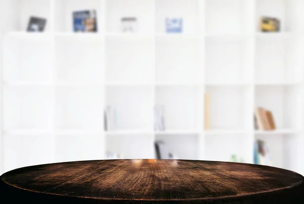 Empty wooden table and blur background of abstract in front of m — Stock Photo, Image