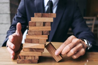 Alternatif risk kavramı, plan ve strateji iş, genç ben