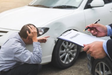 Trafik kazası ve sigorta kavramı, çalışan sigorta Ajan 