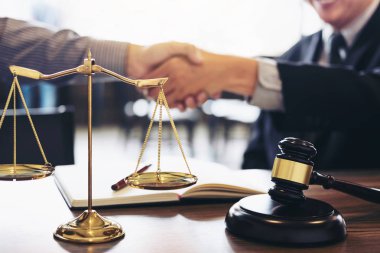 Sonra iyi işbirliği, istişare bir erkek la arasında karşılıklı