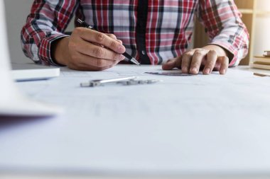 Plan, engineerin ile çalışan mühendis olarak çalışan mimar