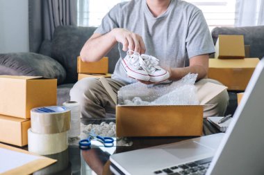 Müşteriye sevkiyat için küçük işletme parseli, Genç girişimci