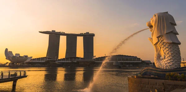 Singapore Aug 2019 Sunrise Marina Singapore Merlion Statue Fountain Merlion — Stock Photo, Image