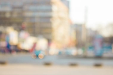 Bright street resim bulanık arka plan üzerinde