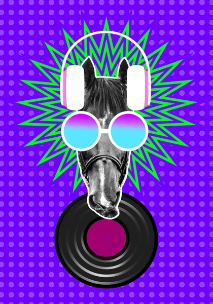 Pferd Mit Kopfhörer Und Brille Als Konzept Des Musikliebhabers Zeitgenössische — Stockfoto