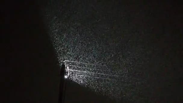 夜灯と雪の旋風 — ストック動画