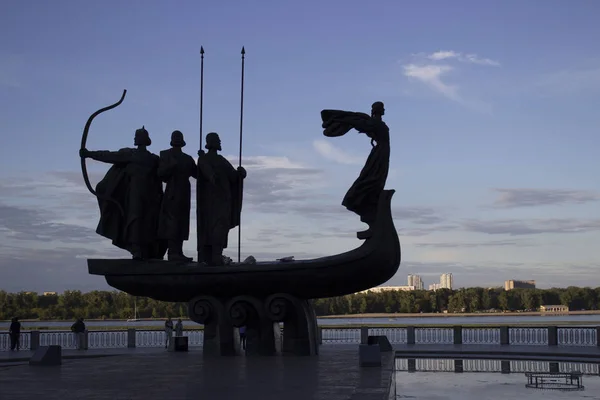 O monumento aos fundadores — Fotografia de Stock