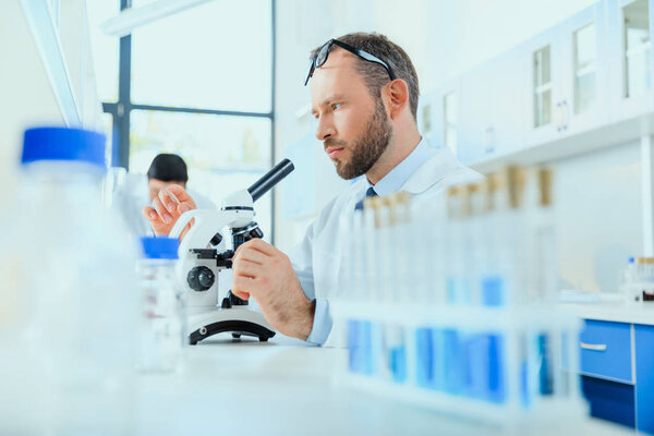 doctors working at testing laboratory