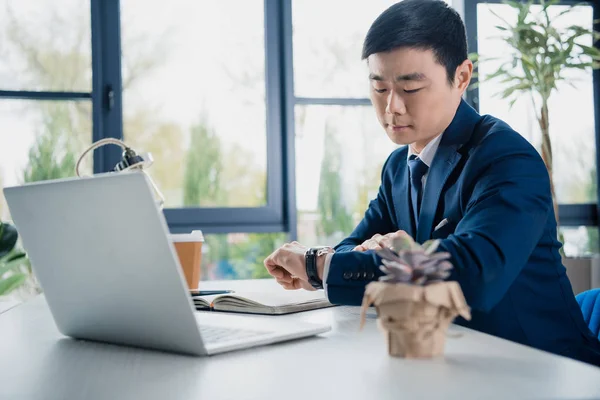 Hombre de negocios — Foto de Stock