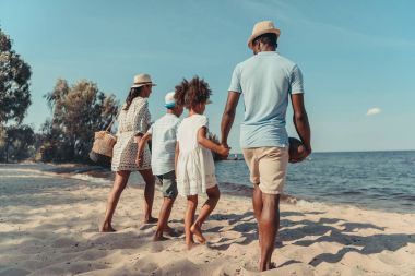 seaside, Aile
