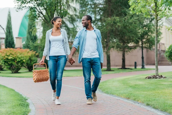 African american couple — Stock Photo, Image