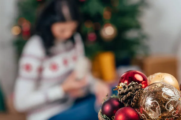 光沢のあるクリスマスの装飾 — ストック写真