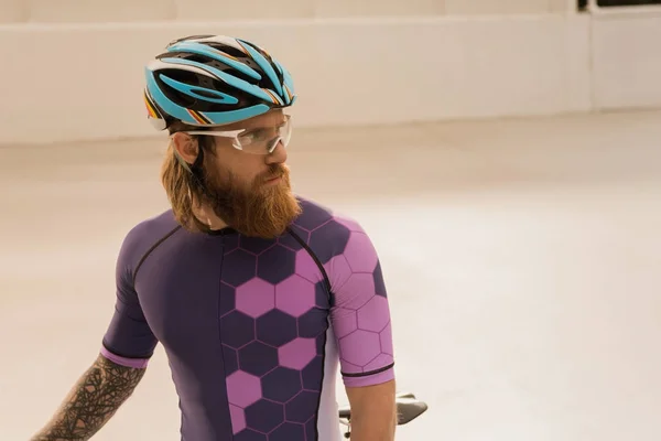 Cyclist in helmet and goggles — Stock Photo, Image