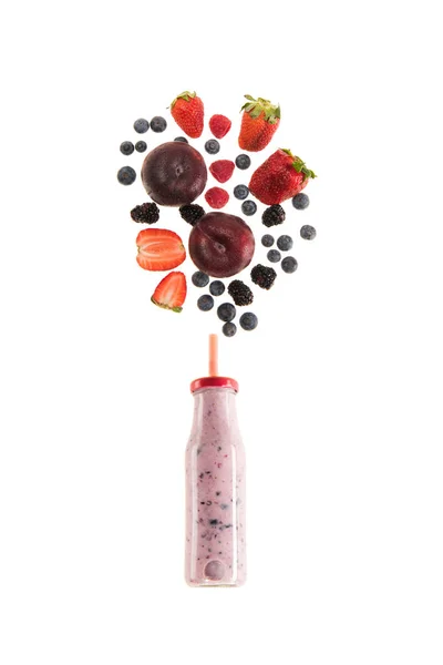 Healthy berries smoothie — Stock Photo