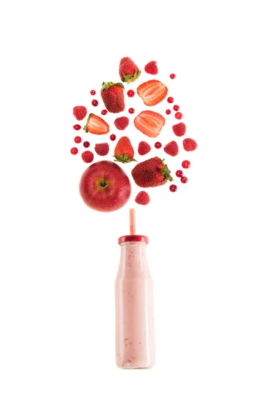Healthy berries smoothie — Stock Photo