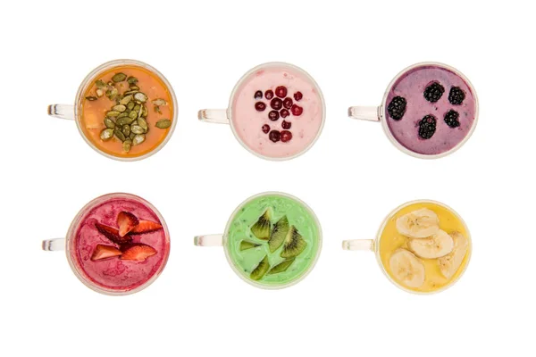 Smoothies mit frischem Obst — Stockfoto