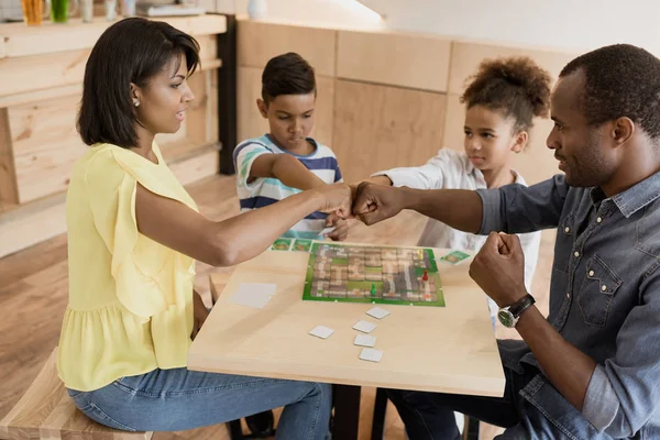 African-american family in cafe — Stock Photo