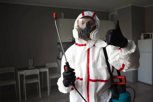 Désinfection Coronavirus Intérieur Maison Désinfecteur Hazmat Nettoie Appartement Des Virus — Photo