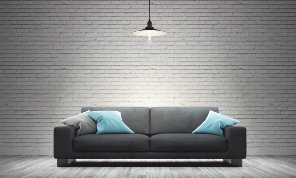 Woonkamer met sofa en witte bakstenen muur, moderne — Stockfoto