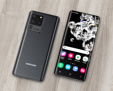 VERONA, ITALY - 01 Mayıs 2020: Yeni fırlatılan Samsung Galaxy S20 5G ultra akıllı telefon editoryal amaçlar için sergilenmektedir. Yüksek çözünürlüklü 3d yorumlama ayrıntısı