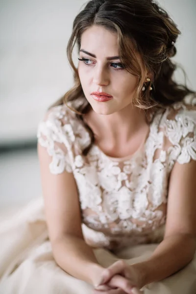 Portrait de la mariée pleurant — Photo