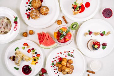 Süzme peynirli gözleme ayı, seçici odak gibi. Ev yapımı, organik, sağlıklı bebek gıdaları ilgili hikaye için vurdu.