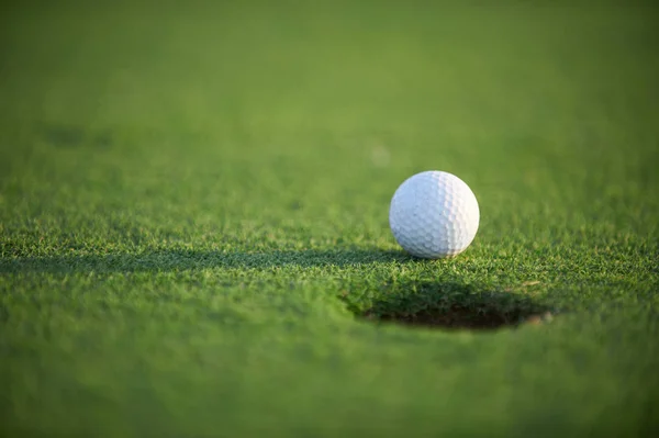 Golf top yakın çekim — Stok fotoğraf