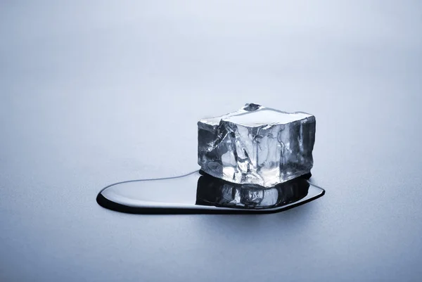 Melted ice cube — Stock Photo, Image