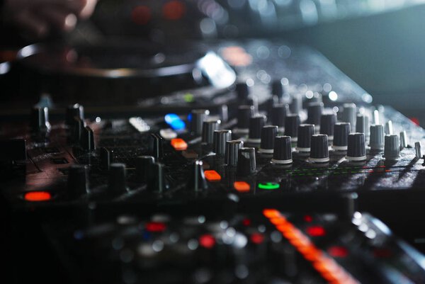 звуковой миксер
