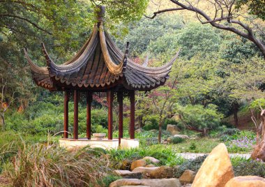 Çin Bahçe ahşap köşk. Tiger Hill, Suzhou, Çin.