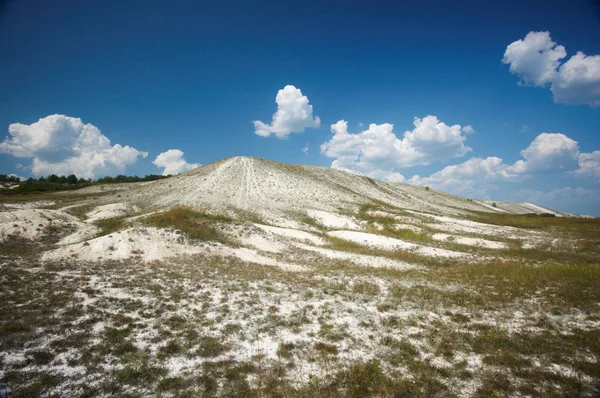 Chalk rock against blue sky — Stock Photo, Image