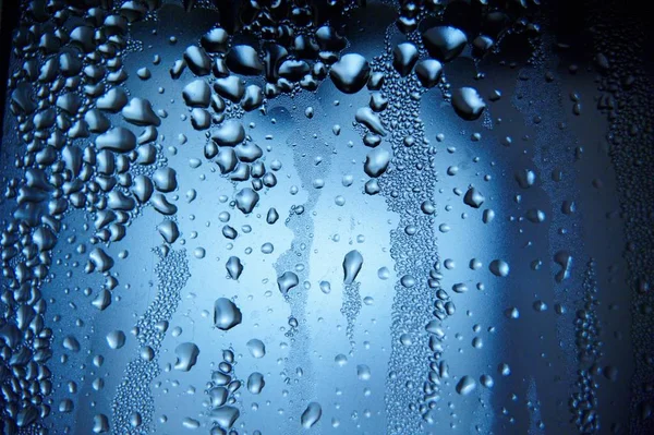 Gotas de água em vidro — Fotografia de Stock