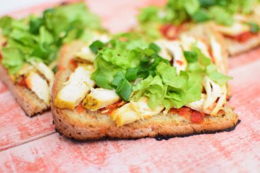 ızgara sandviç yemek