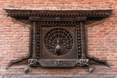 Tavus kuşu pencere, Bhaktapur, Nepal.