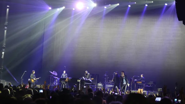 Nick Cave ve kötü tohum grubu.