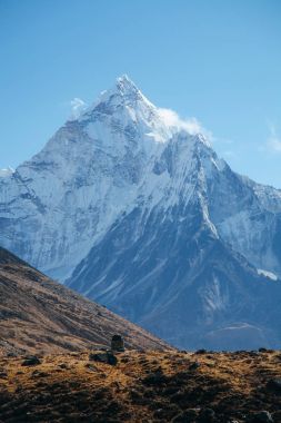 Şaşırtıcı Dağları Himalayalar - Nepal üzerinde.