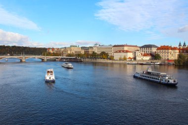 Manzara Prag. Vltava Nehri. Çek Cumhuriyeti