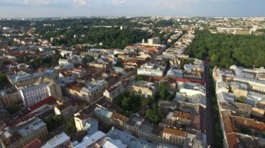 Lviv merkezi üzerinden uçuş