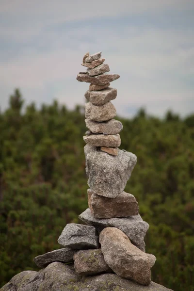 Art Balancing Rock Construction Forest — Stock Photo, Image