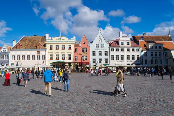Tallinn Belediye Meydanı
