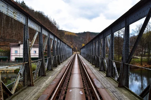 Old Metal Rail Bridge Crossing Ohre River Town Loket Czech — Stock Photo, Image