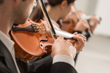 Keman düet performans