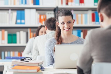 Genç öğrenci kız eğitim