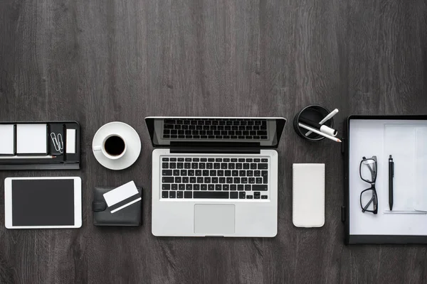 Kurumsal iş masaüstü dizüstü bilgisayar ile