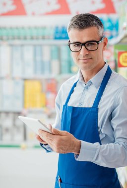 Süpermarket katip tablet kullanma