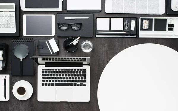 Management desktop with laptop and work equipmen — Stock Photo, Image