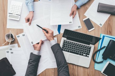 Ofis Masası çalışma iş adamları