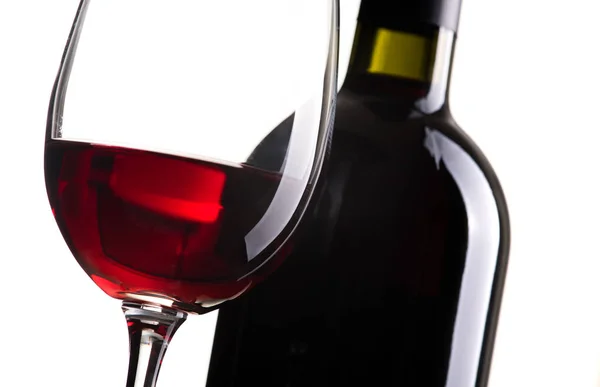 Botella de vino y vino — Foto de Stock