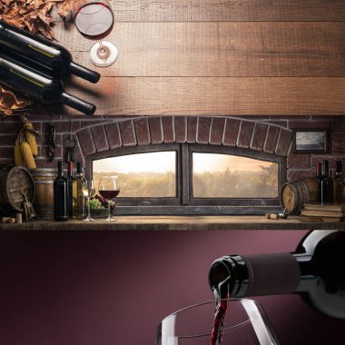 Şarap kadehe dökülüyor.