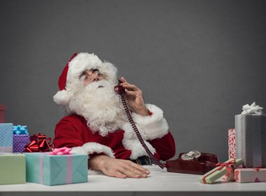 Noel Baba yanıtlayan telefon görüşmeleri